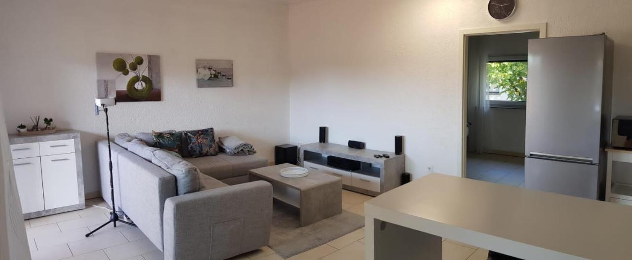 Easystay#4 Home Cinema Ferienwohnung In Kliniknaehe Mit Balkon, Boxspringbett & Netflix 巴特恩豪森 外观 照片