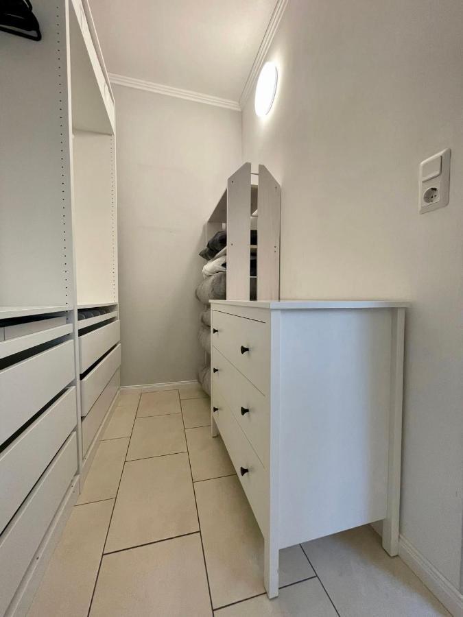 Easystay#4 Home Cinema Ferienwohnung In Kliniknaehe Mit Balkon, Boxspringbett & Netflix 巴特恩豪森 外观 照片